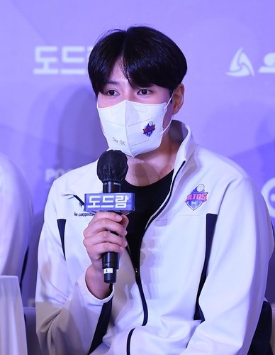 미디어데이에 참석한 김희진