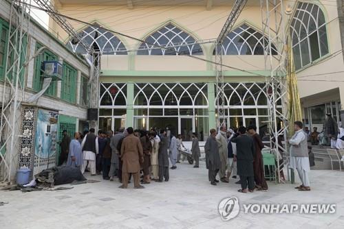 15일 IS-K가 자폭 테러를 일으킨 아프간 칸다하르의 시아파 모스크.