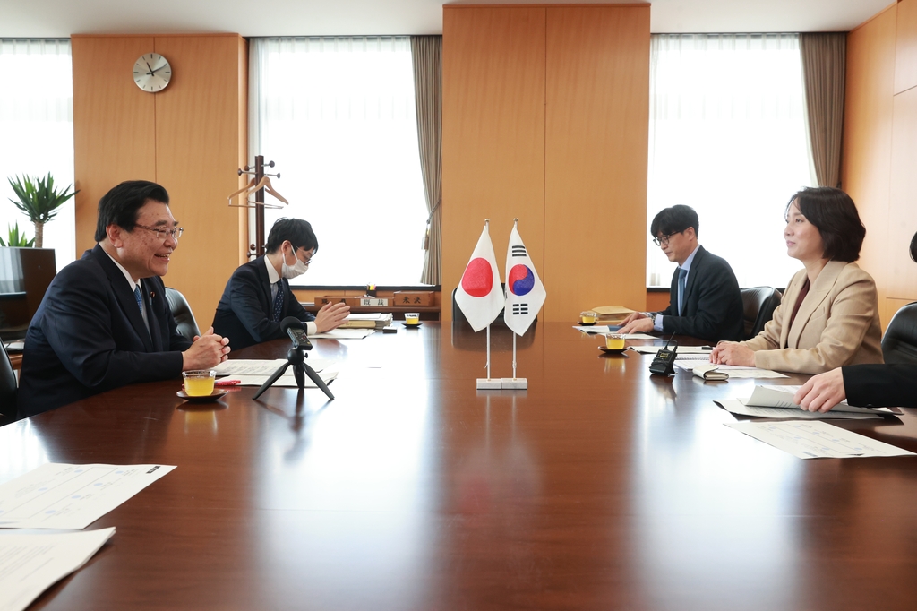 중기장관, 日 스타트업담당상과 면담