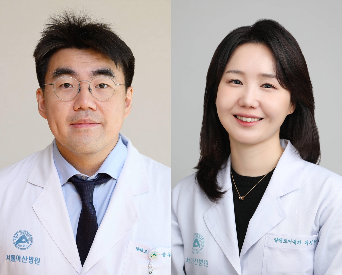 서울아산병원 알레르기내과 송우정(좌), 이지향 교수