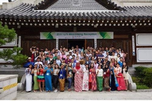 2017 문화동반자 오리엔테이션 단체 사진