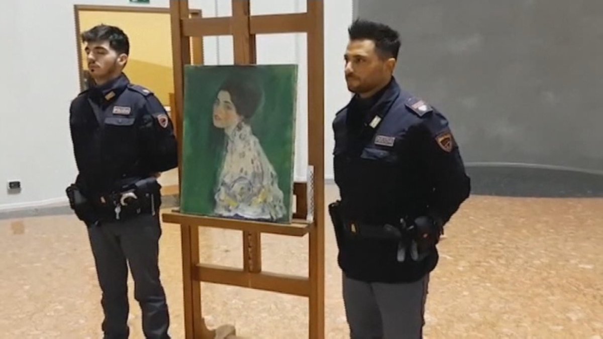 쓰레기봉투서 발견된 그림, 클림트 진품 확인