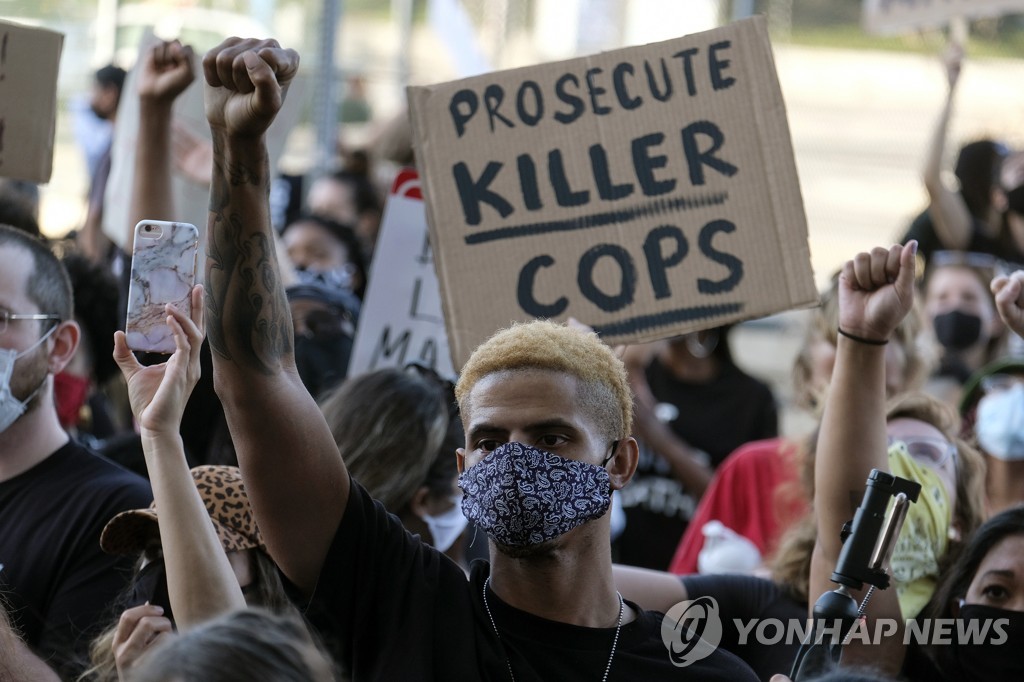 Minneapolis Police Death Los Angeles Protest