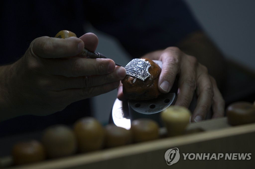 Israel ODD COVID Bling