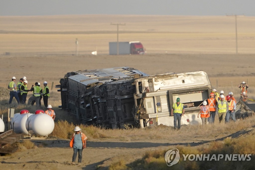 Amtrak Train Derails