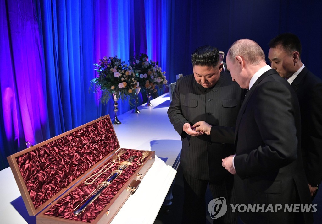 TOPSHOT-RUSSIA-NKOREA-DIPLOMACY