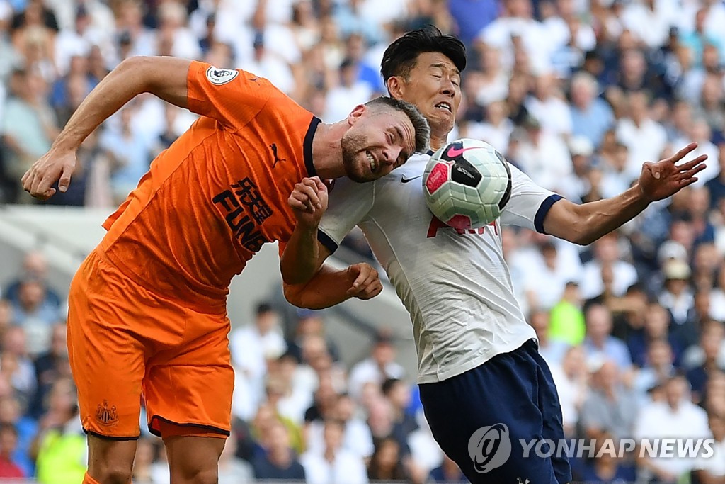 FBL-ENG-PR-TOTTENHAM-NEWCASTLE