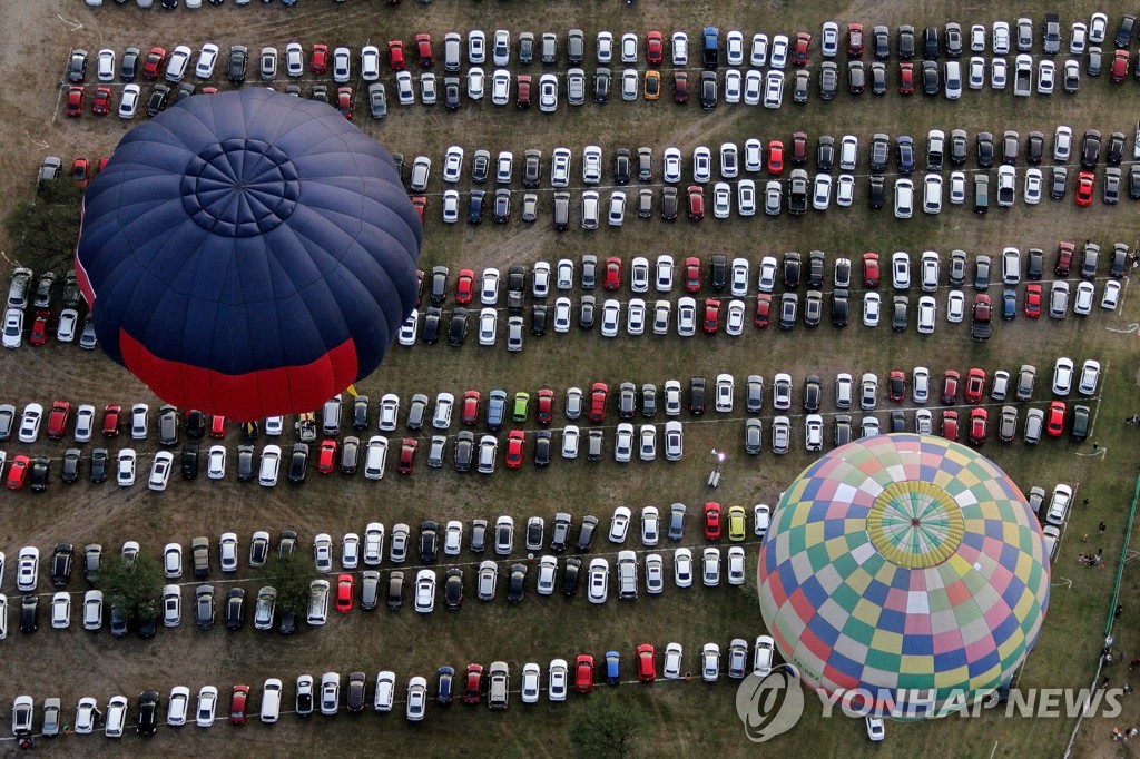 MEXICO-BALLOON-FESTIVAL