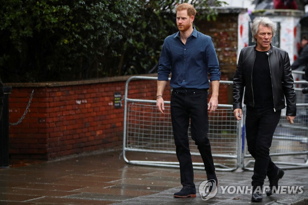 BRITAIN-ROYALS-ENTERTAINMENT-DEFENCE-CHARITY