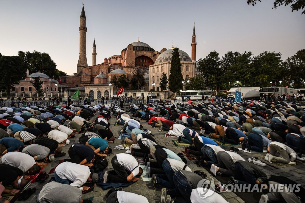 이스탄불 성소피아, 85년만에 '박물관' 취소…모스크로 전환