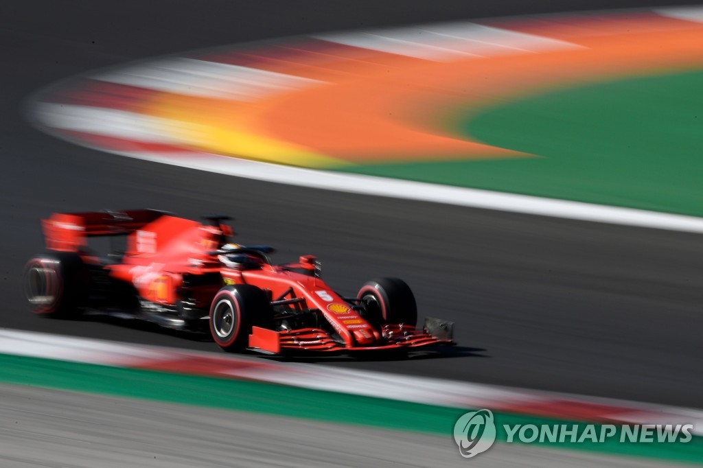 AUTO-PRIX-F1-POR-PRACTICE