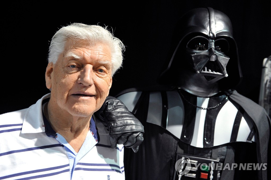 FILES-FRANCE-BRITAIN-FILM-CULTURE-STARWARS
