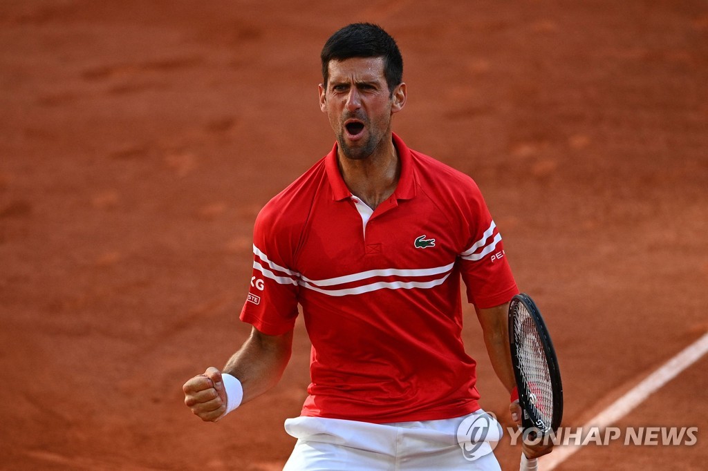 TOPSHOT-TENNIS-FRA-OPEN-MEN-FINAL