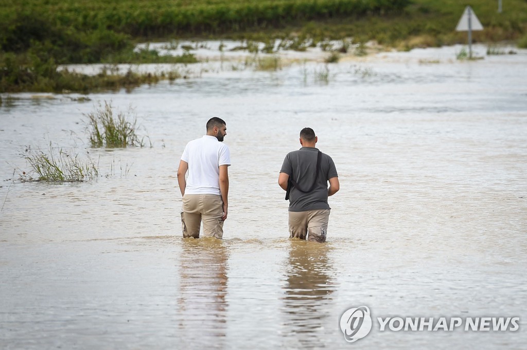 FRANCE-WEATHER-FLOOD
