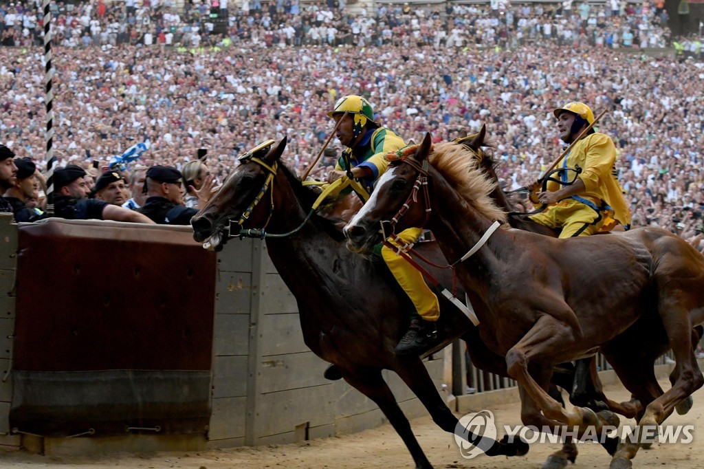 ITALY TRADITION PALIO DI SIENA