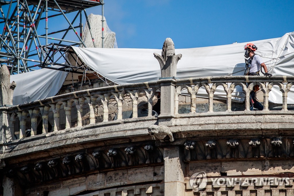 FRANCE NOTRE DAME LEAD POLLUTION