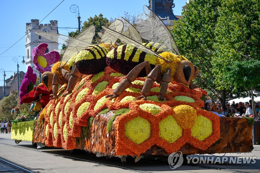HUNGARY FLOWER FESTIVAL