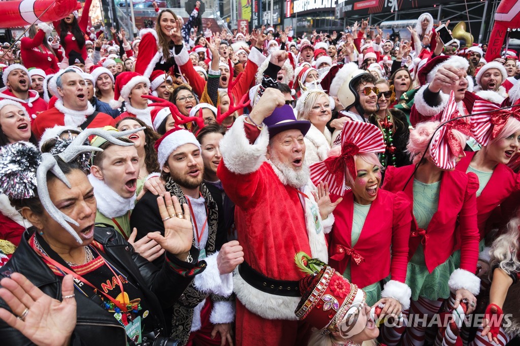 USA NEW YORK SANTACON