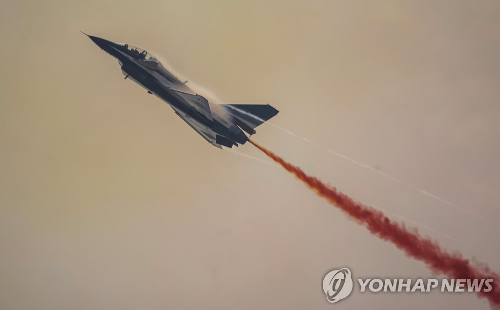 CHINA DEFENSE AIRSHOW