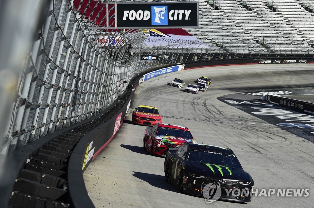 MOT-NAS-SPO-NASCAR-CUP-SERIES-FOOD-CITY-PRESENTS-THE-SUPERMARKET