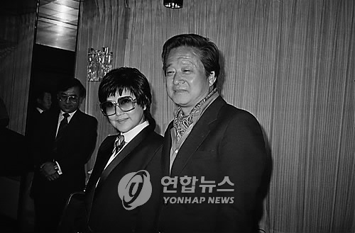 신상옥, 최은희씨 기자회견