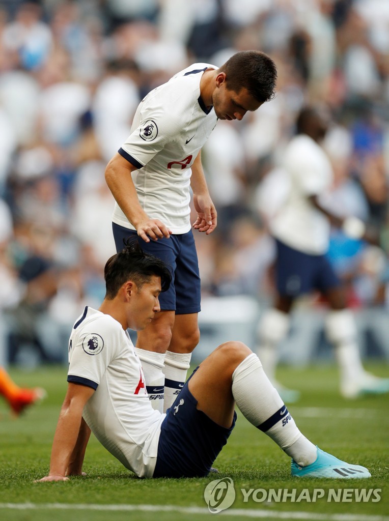 SOCCER-ENGLAND-TOT-NEW/REPORT
