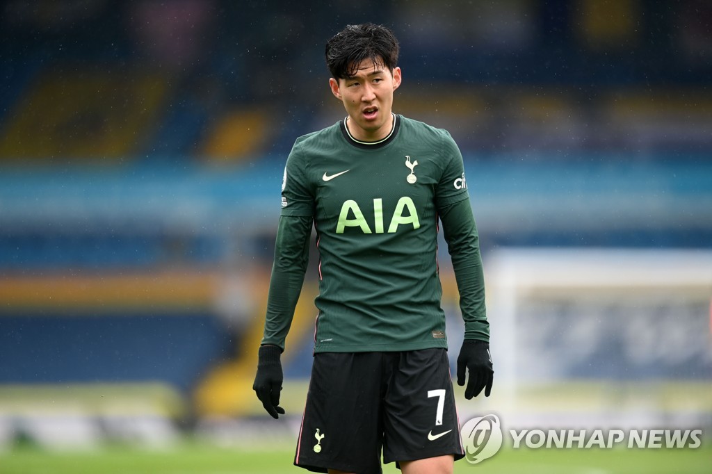 SOCCER-ENGLAND-LEE-TOT/REPORT