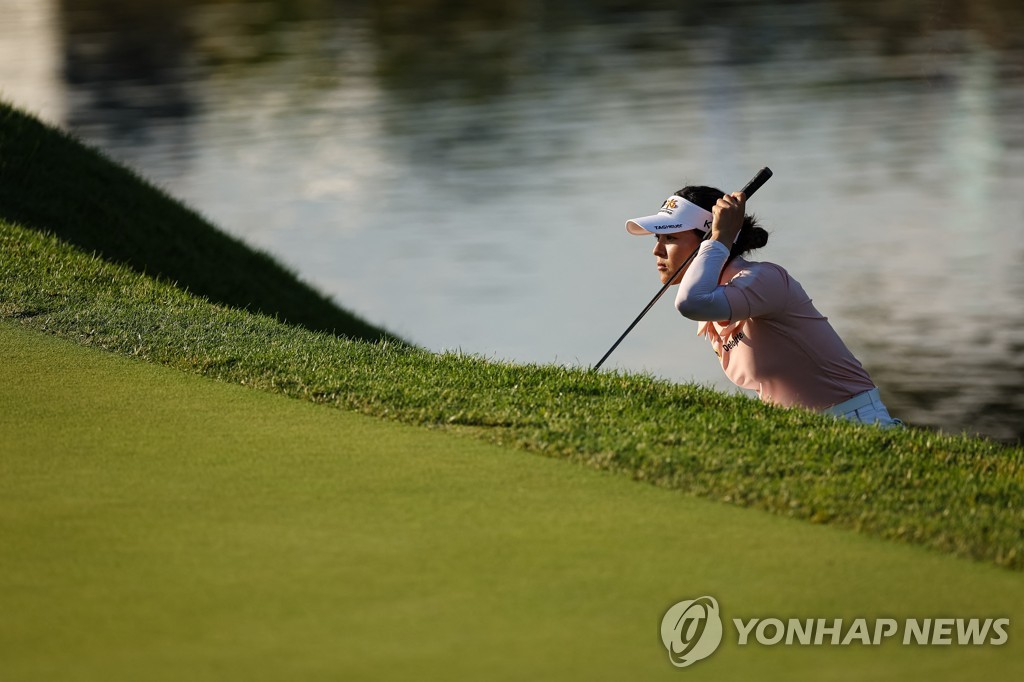 GOLF/
