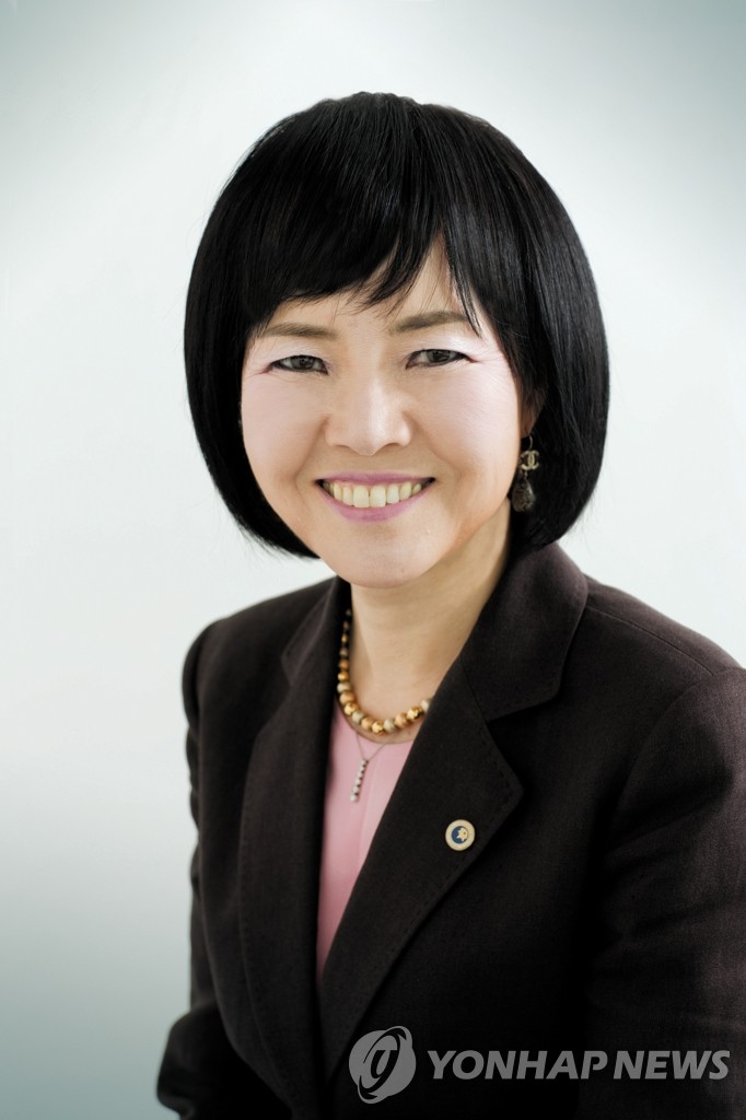 자진 사퇴한 심화진 성신여대 총장