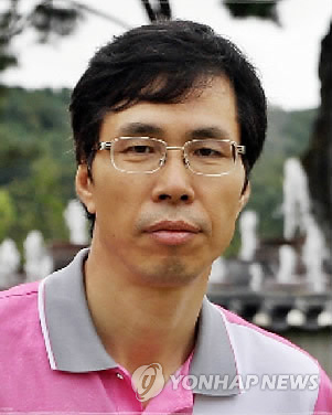 서울 노원구 상원초등학교 교장에 오른 전교조 정책실장을 지낸 이용환 교사. (자료사진)