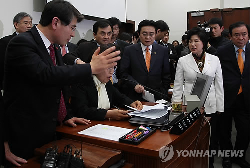 국회 문방위, 미디어렙법 與 단독처리