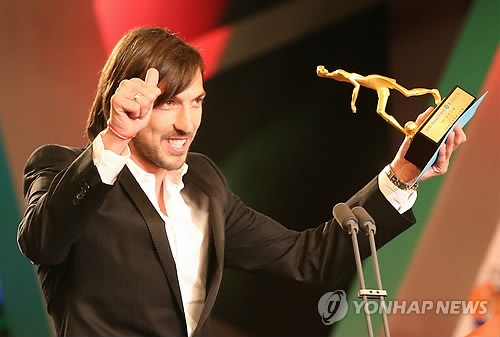 올해의 선수 데얀