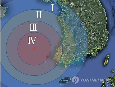 지난 4월 21일 오전 8시21분께 전남 신안군 흑산면 북서쪽 101㎞ 해역에서 올해 들어 가장 큰 규모 4.9의 지진이 발생했다. 사진은 등진도 분포도. <<연합뉴스DB, 기상청>>