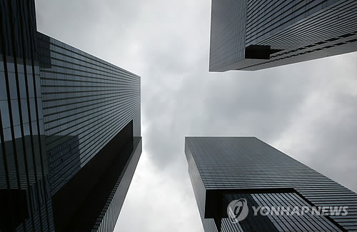 14일 임시공휴일 지정에 주요 대기업들 적극 동참 - 1