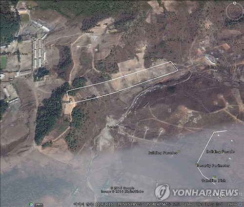"北, 영변 핵시설 부근에 대규모 군사훈련시설 건설"