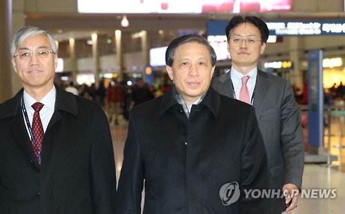 입국한 장예쑤이 중국 외교부 상무부부장