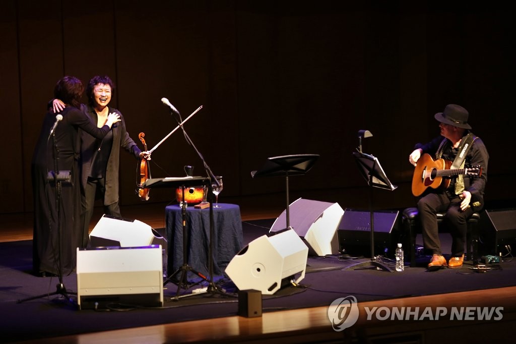 '바이올린 여제' 정경화 재즈에 첫 도전