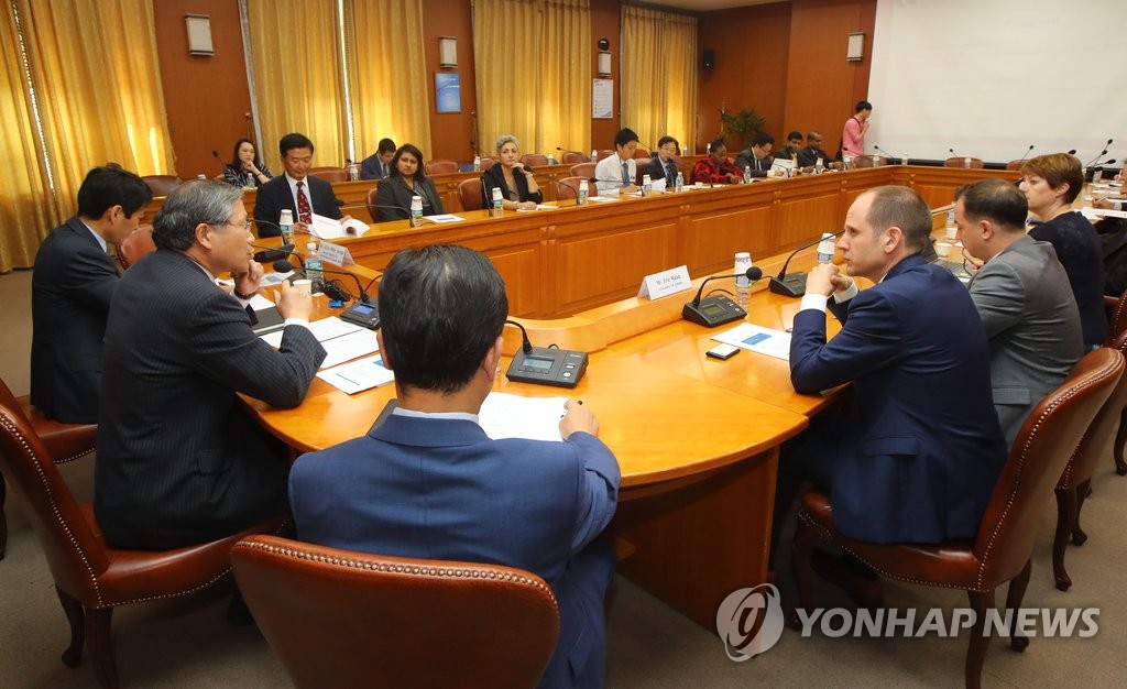 외교부, 주한외교단에 세계영사 고위급회의 설명회 - 2