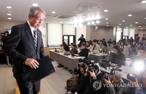 신임 경제부총리에 내정된 임종룡 위원장
