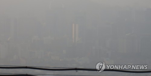 낮부터 평년기온 회복…중부지역 미세먼지 '나쁨' - 1