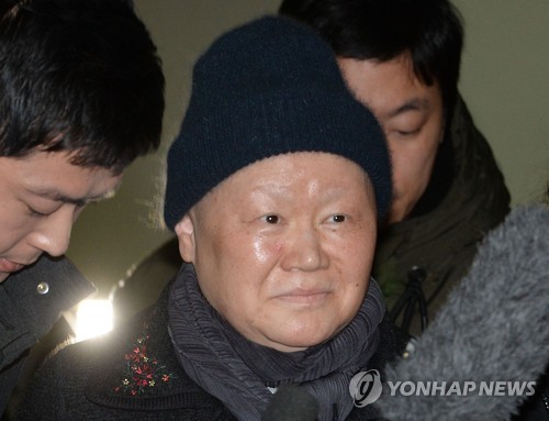 특검 출석한 김경숙 전 학장