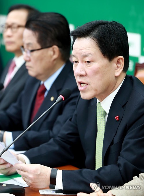 발언하는 주승용 원내대표