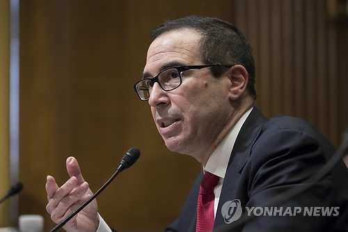 美재무장관 내정 므누신 '트럼프와 엇박자?'