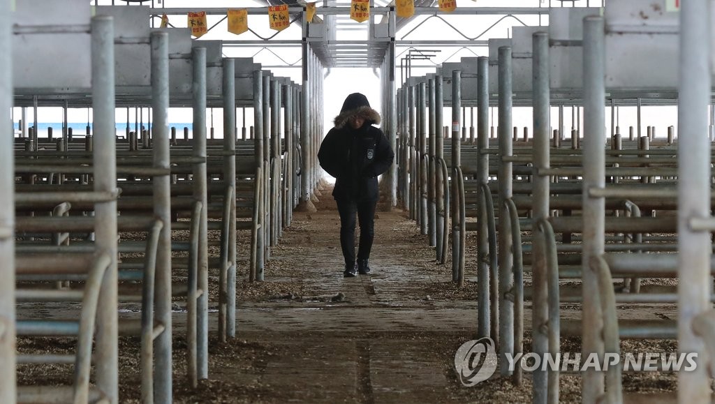 쓸쓸한 우시장