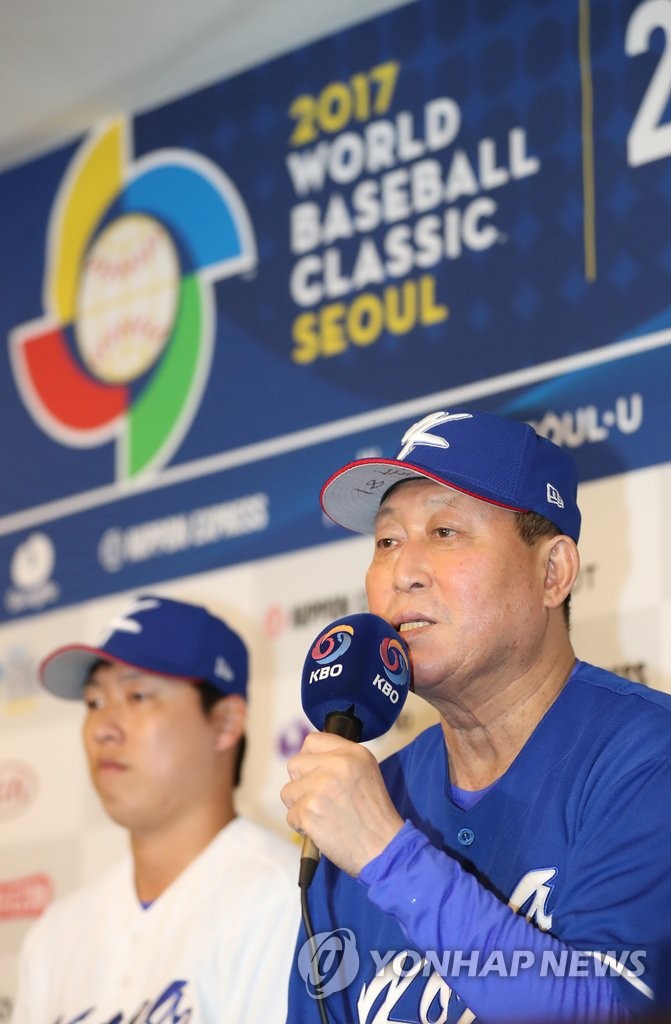 소감말하는 WBC대표팀 김인식 감독