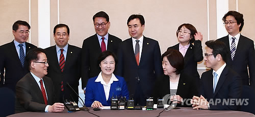 밝은 대화, 특검 연장 합의는?