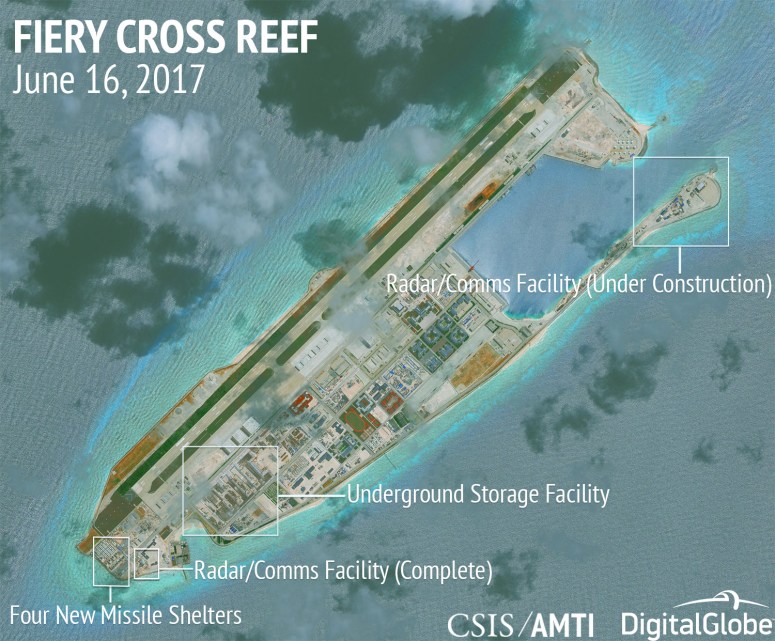 중국의 남중국해 인공섬 미사일 시설 