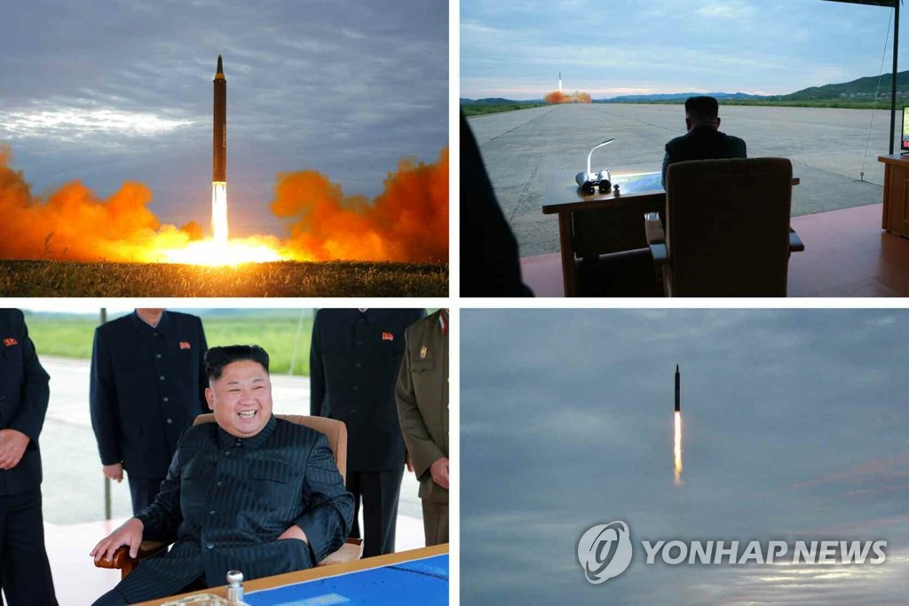 북한, 화성-12형 발사…김정은 "美언동 계속 주시"