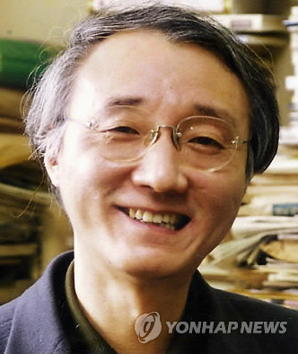소설가 마광수 동부이촌동 자택서 숨진 채 발견