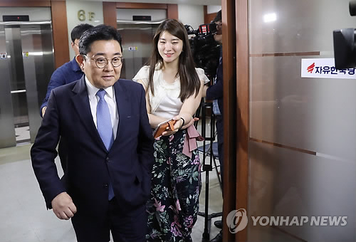 홍준표 찾은 전병헌